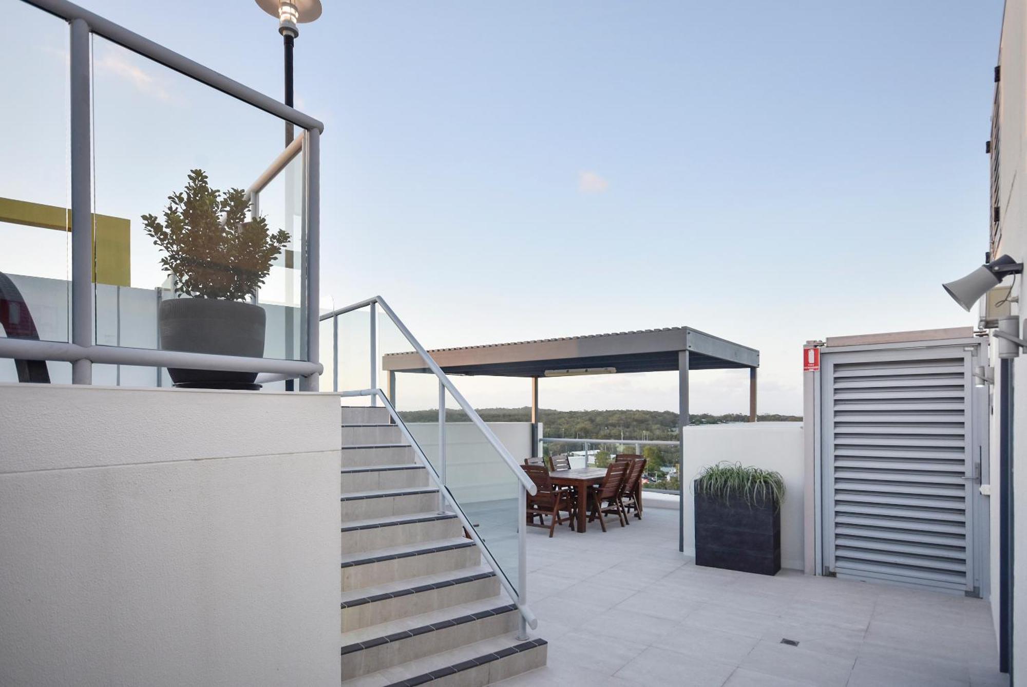 Pumicestone Blue Hotel Caloundra Eksteriør billede